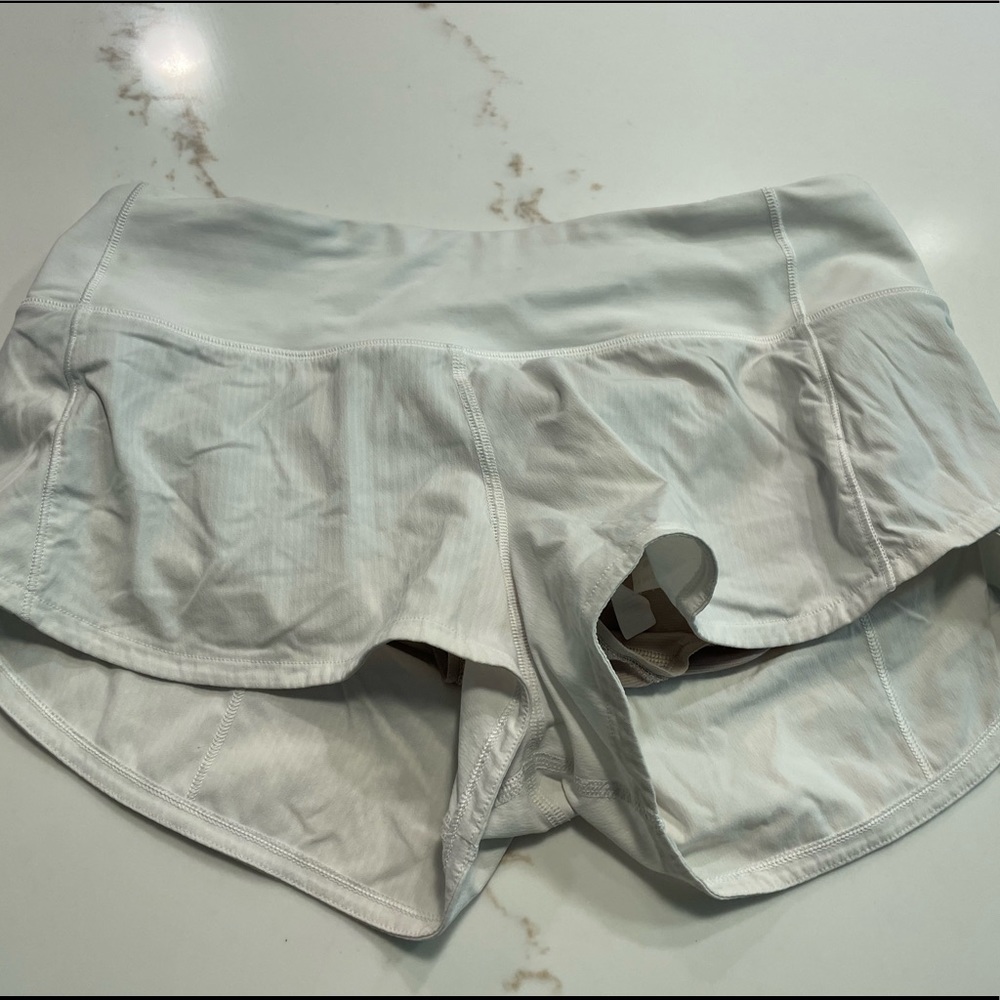 Lululemon white shorts size 4